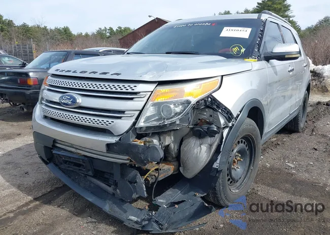 1FMHK8F88BGA44701: 41810454