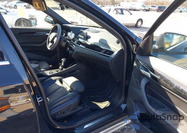 WBXHT3C3XJ5L29863: 41810203