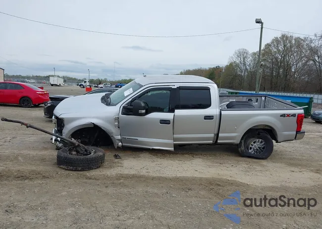 1FT7W2BT0HEB38717: 41811768