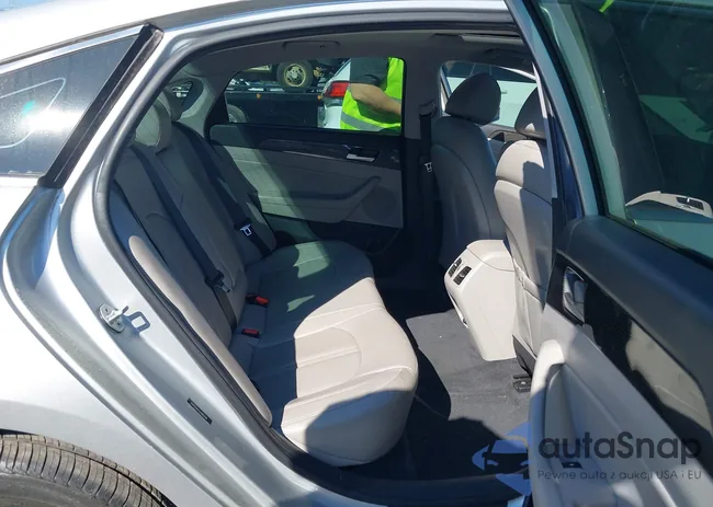 5NPE34AF5JH682336: 41810916