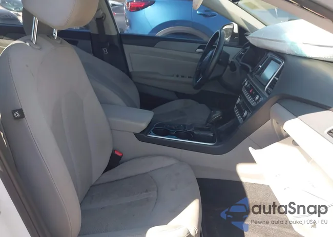 5NPE34AF9JH600267: 41810974