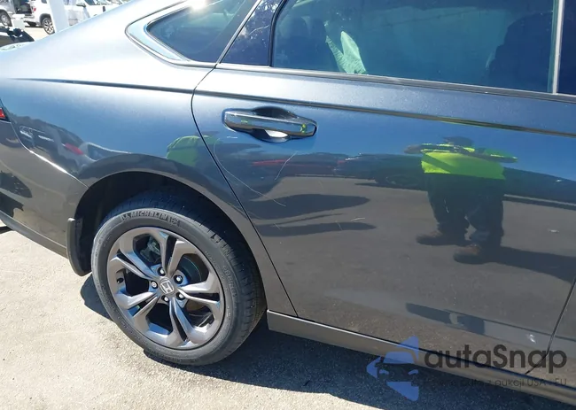 1HGCY1F3XRA024781: 41811062