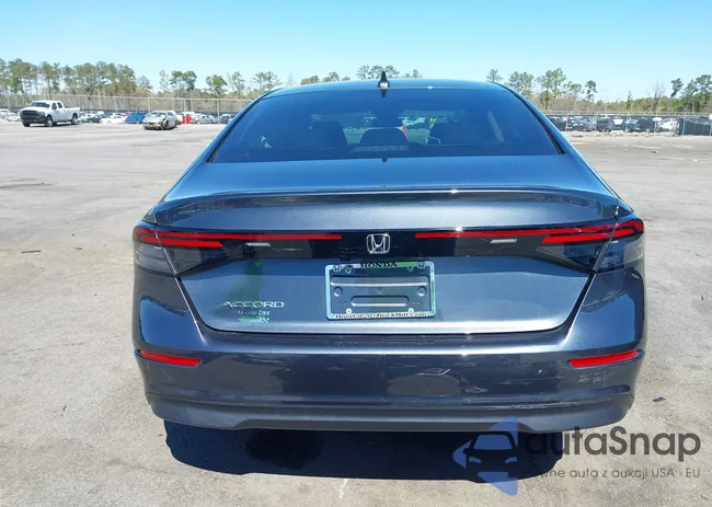 1HGCY1F3XRA024781: 41811062