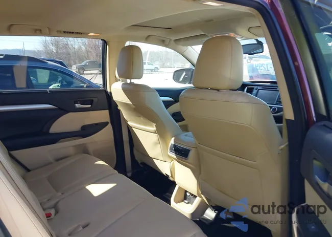 5TDKKRFH5GS158054: 41811063