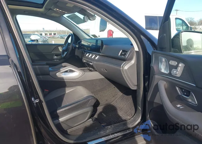 4JGFB4KBXLA001399: 41812388