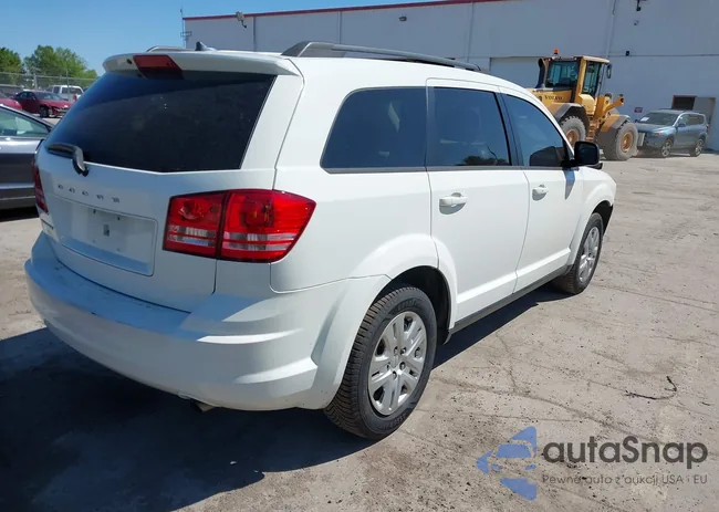 3C4PDCAB4GT102743: 41812102