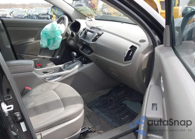 KNDPB3A28C7324724: 41813328