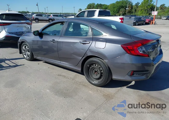 19XFC2F52JE000011: 41813381