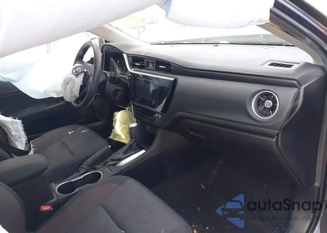 2T1BURHE3JC061674: 41813512