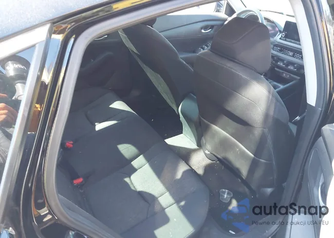 1HGCY1F26PA037760: 41814430