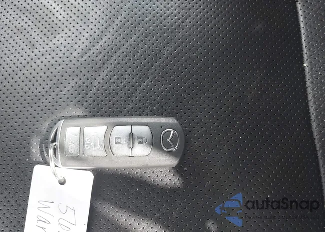 JM3TCBCY0K0317028: 41814713