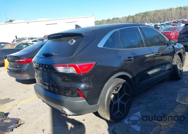 1FMCU0G66MUB26983: 41814725