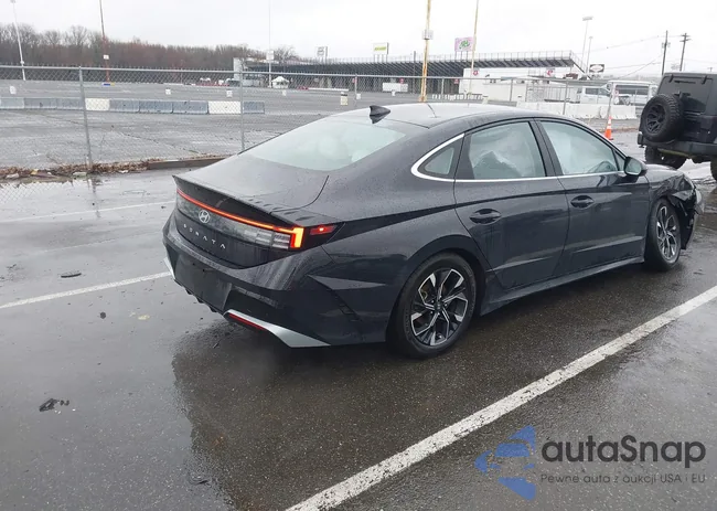 KMHL64JA1RA351738: 41814240