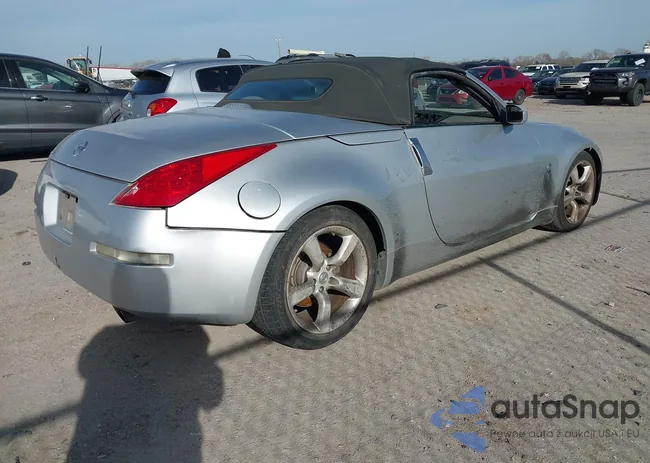 JN1AZ36A56M457175: 41815565