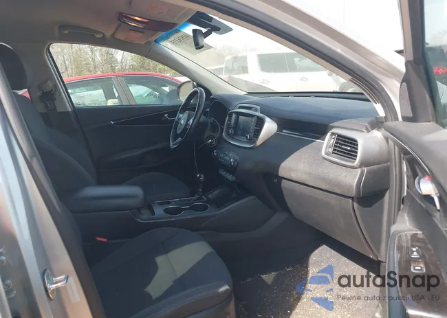 5XYPG4A33JG417196: 41816375