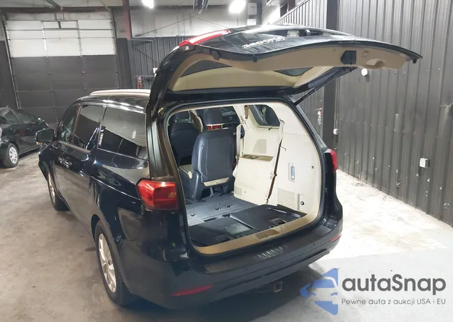 KNDMC5C10F6059257: 41816529