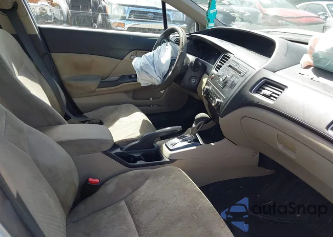 19XFB2F58EE007747: 41815956