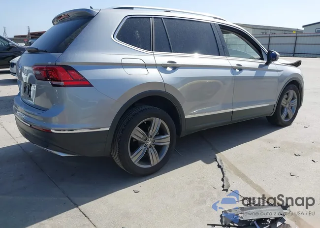 3VV3B7AX2MM013607: 41817761