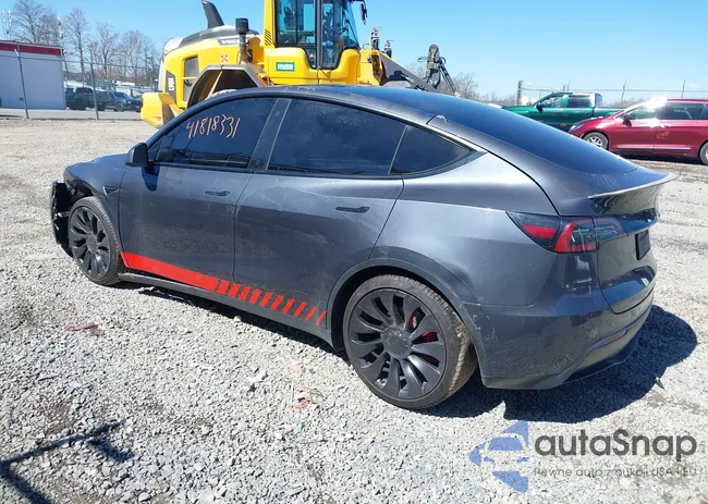 5YJYGDEF1MF268405: 41818331