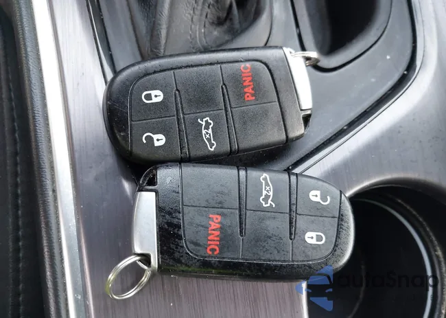 2C3CDZAG4JH309957: 41819897