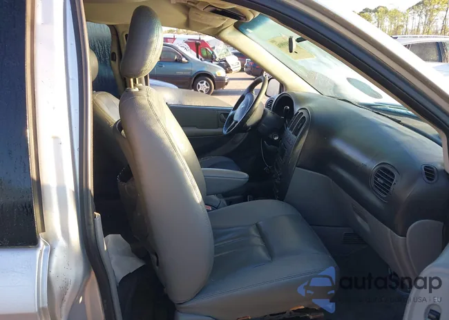 2D8GP44L36R865731: 41819934