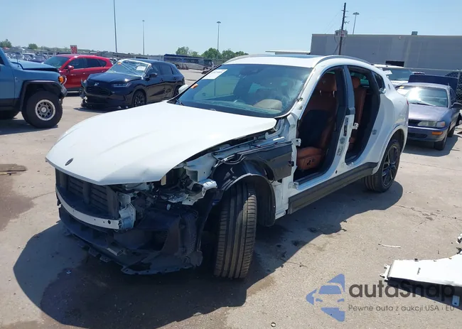 ZN661XUL4KX319060: 41823485