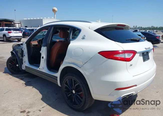 ZN661XUL4KX319060: 41823485