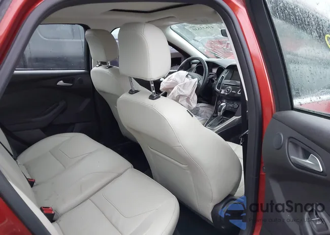 1FADP3J20JL280698: 41823530