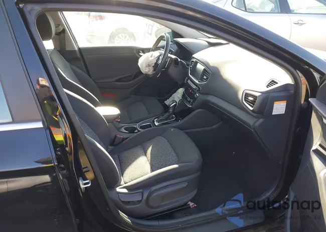 KMHC75LC1KU140559: 41823672