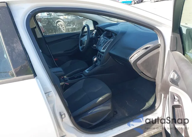 1FAHP3F26CL260615: 41823847