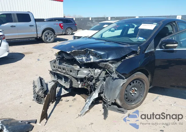 1FADP3J24HL295571: 41823247