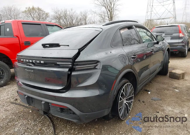 WP1AA2XAXRL000512: 41824542