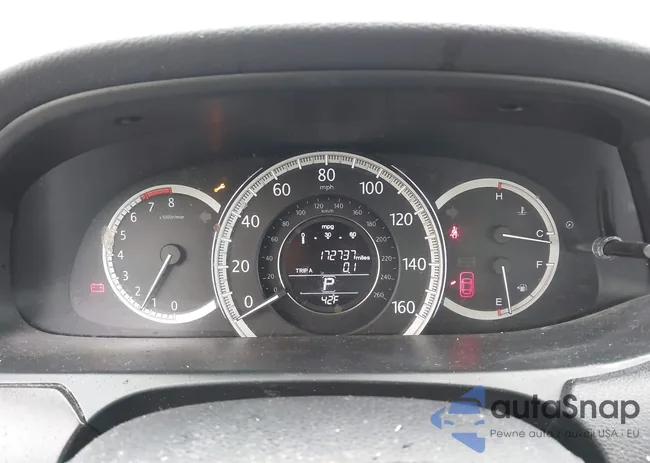 1HGCR2F86FA210585: 41823996