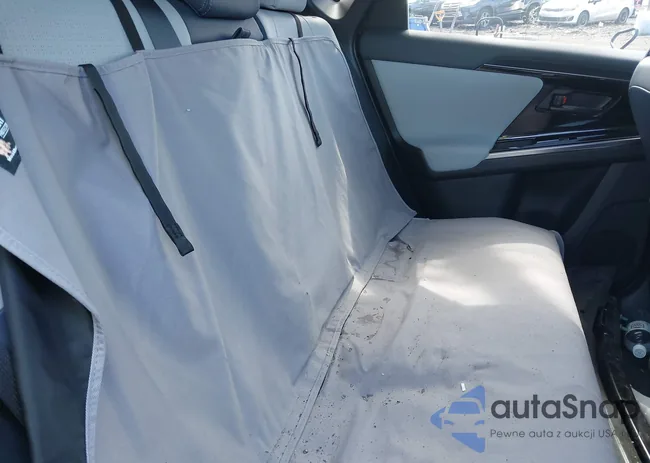 JTMABABA9PA038499: 41824052