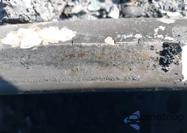 KNDMC5C18J6400879: 41824249