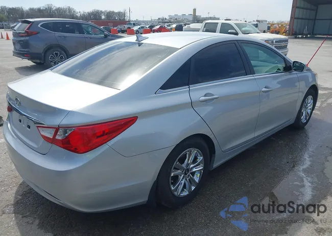 5NPEB4AC9DH586884: 41825333