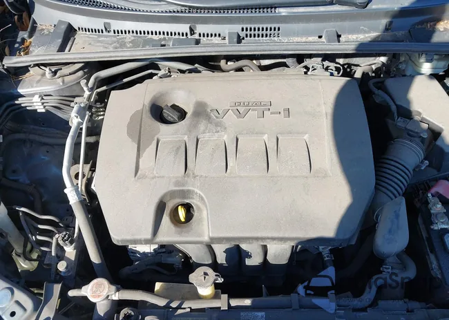 2T1BURHE9JC987965: 41825402