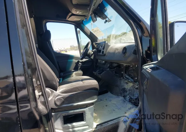 WD4PF1CD8KP143473: 41825674