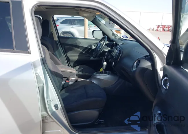 JN8AF5MR8FT503389: 41825881