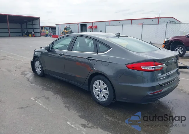 3FA6P0G73LR225323: 41825244