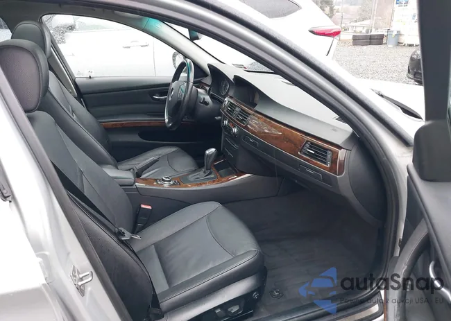 WBAUU3C52BA541558: 41826289