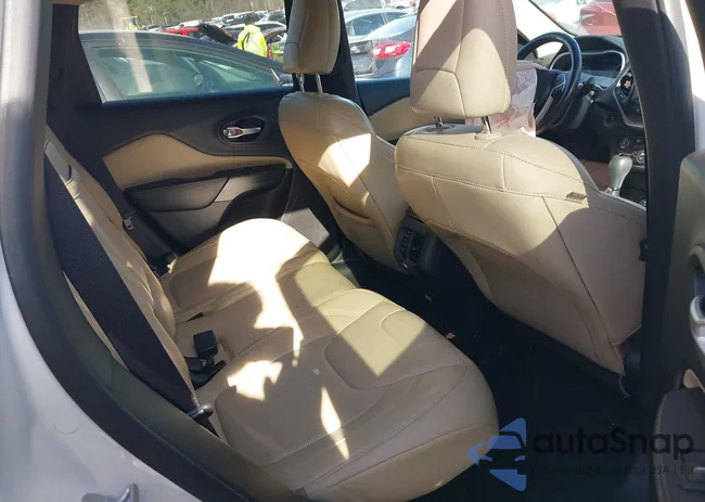 1C4PJLDB9FW677367: 41826477