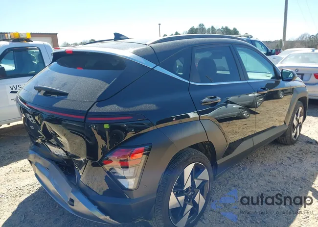 KM8HE3A35SU201768: 41826495