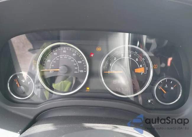 1C4NJCEA2GD763176: 41826743