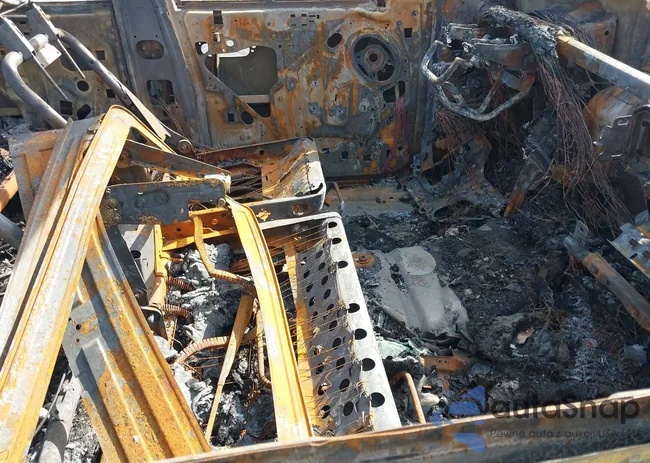 1FTRW07643KA83019: 41825904