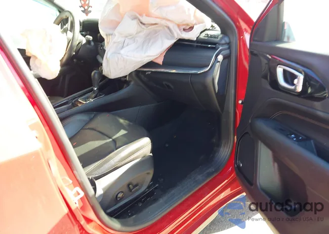 3C4NJDCB5NT209123: 41825975