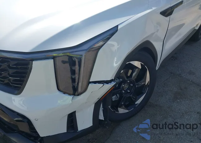 KNDRKDJG2S5352409: 41826206