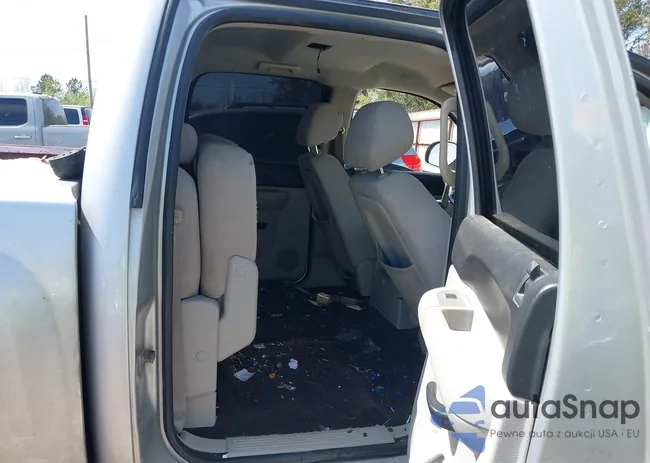 3GCRCSE09AG267881: 41828417