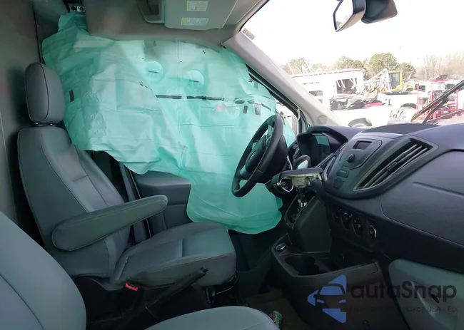 1FTYR2CM8KKA13993: 41828867