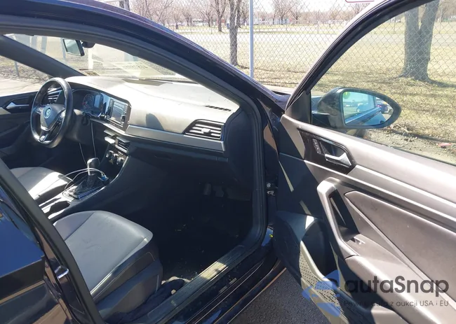 3VWC57BU4KM098339: 41828086